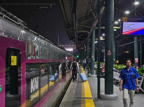 706.908 Tiket Kereta Api Terjual pada Libur HUT RI, Promo Diskon 17 Persen Diburu