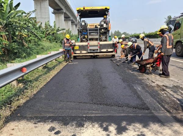 Pengumuman! Ada Perbaikan Jalan Tol Japek hingga 31 Juli, Pengendara Diminta Hati-Hati