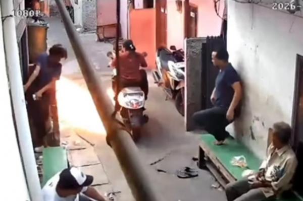 Polisi Tangkap 2 Pelempar Molotov Salah Sasaran di Koja Jakut