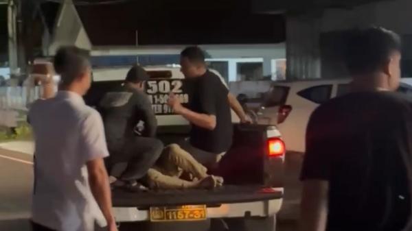 Kecelakaan Tragis di Gowa: Pemotor Kritis Tabrakan dengan Mobil Sigra Malam Ini