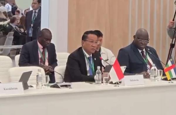 Menkum Supratman Paparkan Capaian Posbankum Desa di Forum Hukum Internasional Rusia