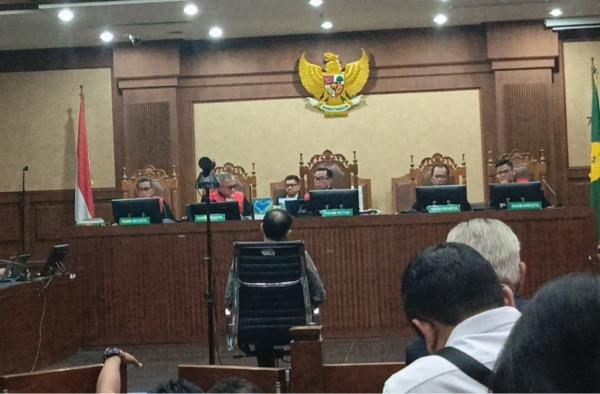 Hakim Ungkap Hal yang Beratkan Vonis Nadiem: Tak Beri Teladan