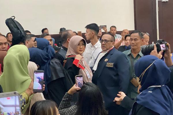 Dokter Tifa Didakwa Pasal Berlapis, Jaksa Sebut Telah Menghina Jokowi Sehina-hinanya