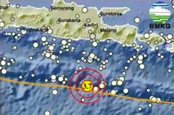 Gempa Hari Ini Magnitudo 3,7 Guncang Blitar Jatim