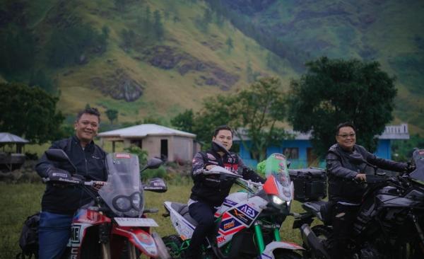 Lintasi Medan Berat, Bikers Taklukkan Jalur Menantang di Touring Wheels & Wonders Samosir 2026