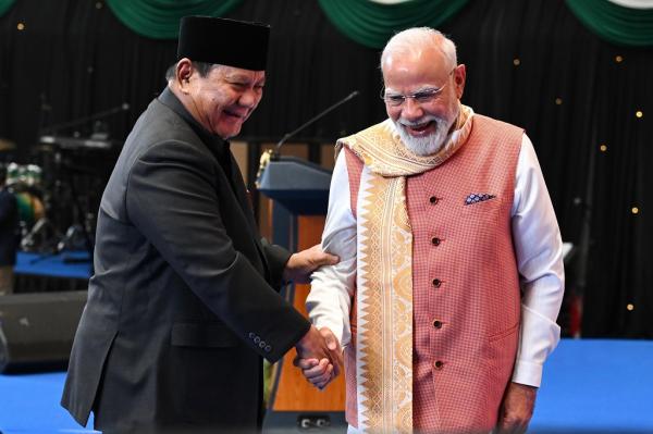 Di Depan Narendra Modi, Prabowo Kenang Dirinya dan Bung Karno Hadir di Hari Republik India