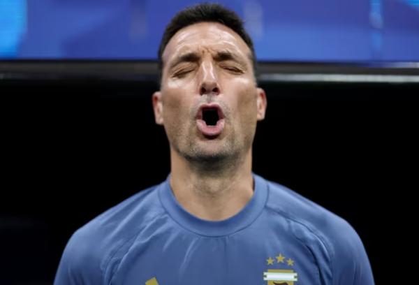 Lionel Scaloni Menangis usai Argentina Lolos Dramatis, Tinggalkan Wawancara di Tengah Jalan