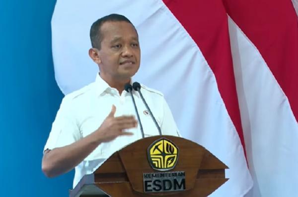 Cerita Bahlil Negosiasi Investasi Baterai Kendaraan Listrik Rp153 Triliun Tanpa Fasih Berbahasa Inggris
