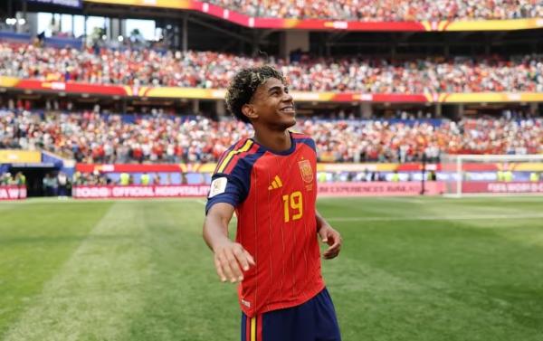 Lamine Yamal Tak Takut Prancis! Beri Peringatan Keras untuk Mbappe Cs