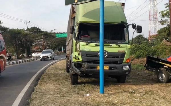 Kecelakaan Maut Truk Tronton Hantam Pikap Rombongan Pengantin di Indramayu, 11 Tewas