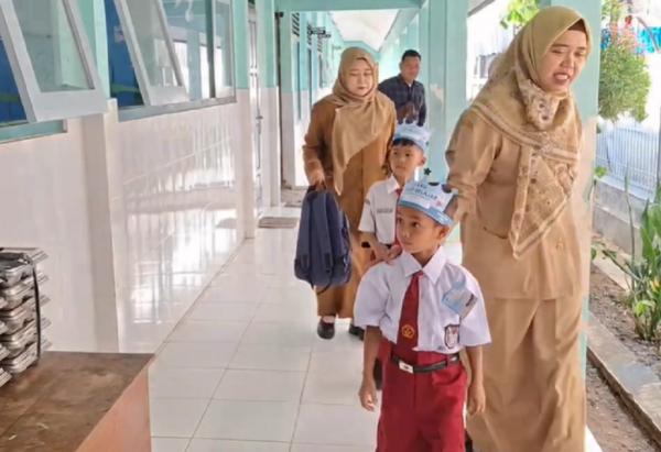 Diisukan Sudah Ditutup, SDN 2 Plandaan Tulungagung Hanya Dapat 2 Siswa Baru