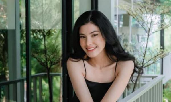 Medina Dina Nyaris Terjebak Gelombang Panas Ekstrem saat Liburan di Italia