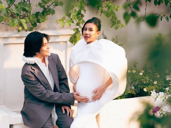 Shenina Cinnamon Pamer Perhiasan Rp3,5 Miliar di Pemotretan Maternity Terbaru, Ini Fotonya!