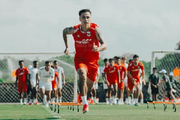 Timnas Indonesia Bungkam Bali United, John Herdman Kirim Sinyal Kuat Jelang Piala AFF 2026