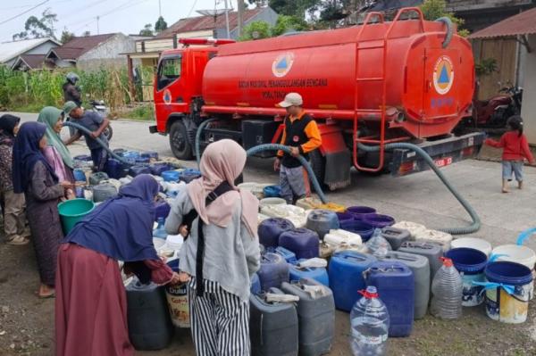 16 Daerah di Jateng Siaga Kekeringan, Puluhan Ribu Warga Butuh Air Bersih
