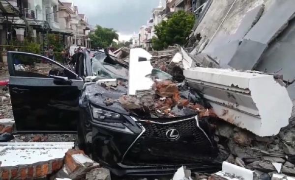 Rumah Mewah di Medan Meledak Hebat, 4 Pekerja Hilang, Mobil dan 5 Rumah Lainnya Rusak