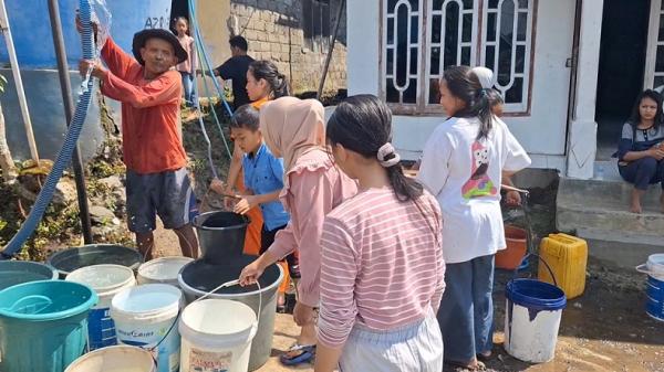 Dampak Kemarau Panjang di Pemalang, Ribuan Warga Terpaksa Beli Air