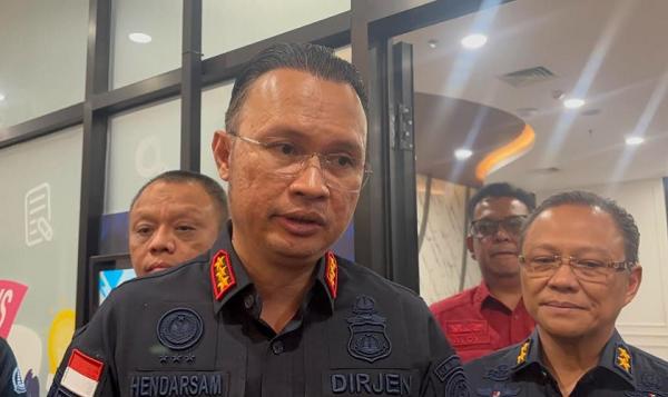 Imigrasi Naikkan Tarif Visa on Arrival, Online Bayar Rp750 Ribu dan di Bandara Rp1 Juta