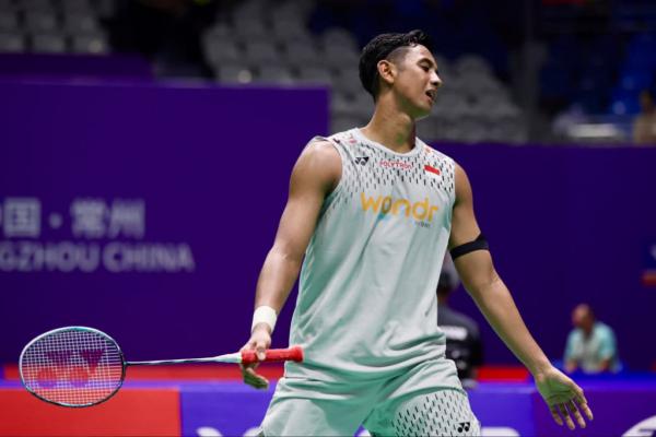 Alwi Farhan Tersingkir dari China Open 2026, Angin dan Perubahan Lawan Jadi Biang Masalah