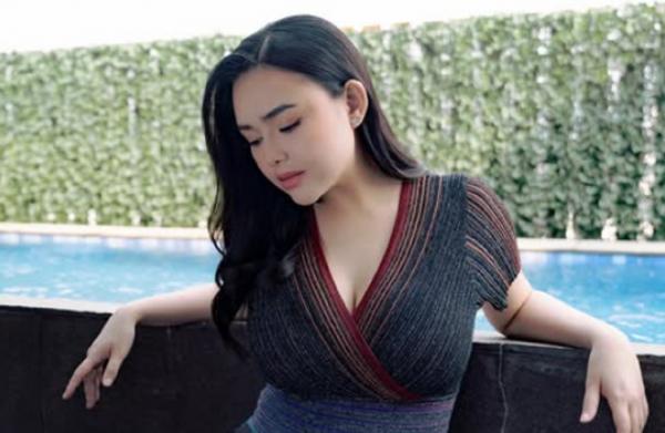 Amanda Manopo Tak Gentar Meski Rumah Ditebar Tanah Kuburan