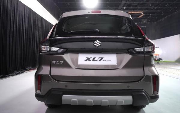 XL7 Zeta 1