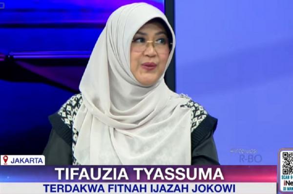 Dokter Tifa Sudah Siapkan 2.000 Pertanyaan buat Jokowi jika Sidang Tak Disetop