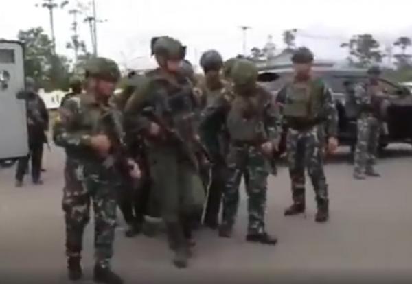 TNI Kontak Tembak dengan OPM saat Evakuasi Jasad 3 Warga Sipil di Yahukimo