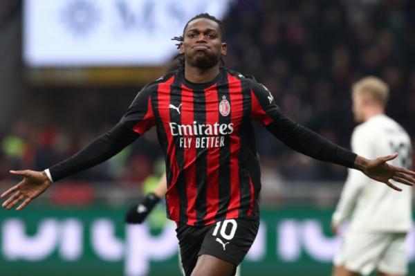 Transfer Rafael Leao Makin Panas, AS Roma Siapkan Skema Tukar Pinjam