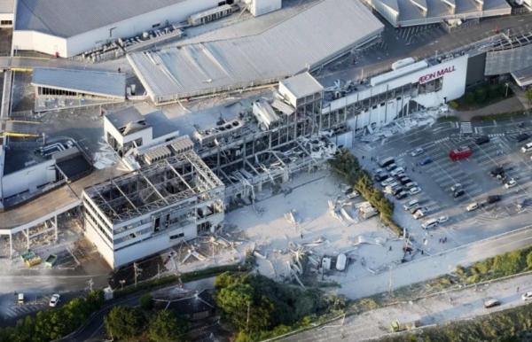 Gempa Dahsyat M7,1 Jepang, Puluhan Orang Hilang Terjebak di Mal yang Meledak
