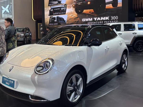 GWM Bawa Kejutan ke GIIAS 2026, ORA 5 Debut hingga Tank 500 Black Warrior Edition!