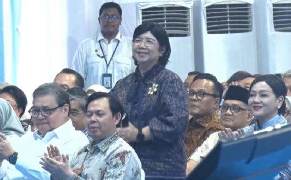 Candaan Prabowo saat Absen Pjs Gubernur BI Destry Damayanti: Oke Ya? tapi Terserah DPR