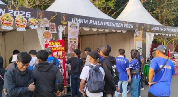 UMKM Piala Presiden 2026 Piala Presiden 2026 sukses digelar dengan Persebaya Surabaya keluar sebagai juara. (Foto: Cikal Bintang)
