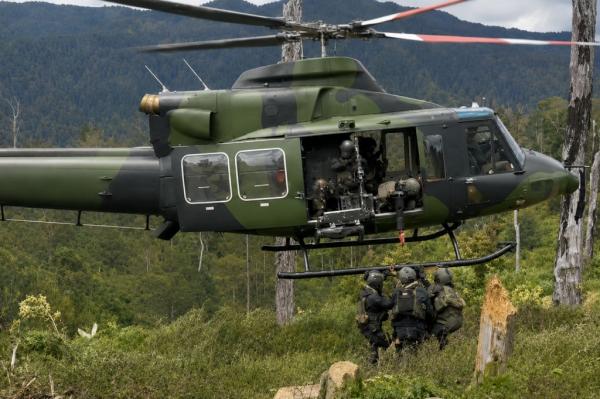 Aksi Prajurit Koops Habema Bantu Warga Butuh Pertolongan di Ugimba, Kerahkan Helikopter
