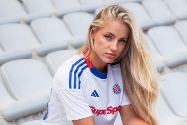 Pesepak Bola Tercantik di Dunia Tinggalkan Amerika, Pulang Kampung ke Kroasia