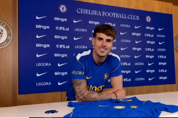 Pep Chavarria Pep Chavarria resmi menjadi pemain Chelsea. (Foto: Chelsea)