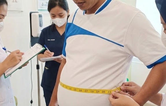 Alat Vital Pria Gemuk Terlihat Mengecil, Begini Cara Mengatasinya Kata Dokter