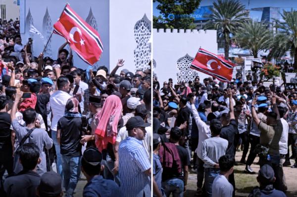 Peringatan Hari Damai Aceh Berujung Ricuh, Massa Zikir Akbar Kibarkan Bendera Bulan Bintang