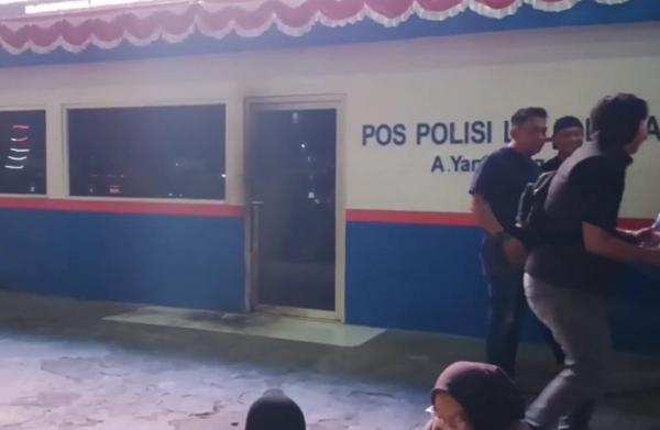 2 Pos Polisi di Surabaya Dibom Molotov OTK, Pelaku Naik Motor Berpakaian Hitam