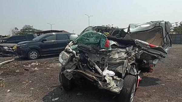 Kronologi Kecelakaan Beruntun Ambulans Bawa Jenazah di Tol Batang, 3 Orang Tewas