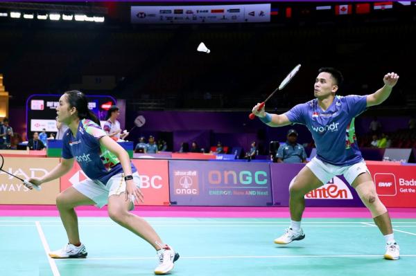 Amri/Nita Tembus Semifinal Kejuaraan Dunia BWF 2026 usai Comeback