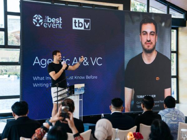 Sesi pengenalan AI Wan3.0 Sesi pengenalan AI Wan3.0 untuk editing video. (Foto: Istimewa)