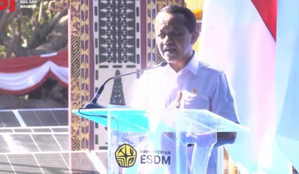 Fantastis! Bahlil Ungkap Nilai Investasi Proyek PLTS 100 GW Tembus Rp1.140 Triliun