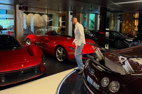 Koleksi Mobil Cristiano Ronaldo 2