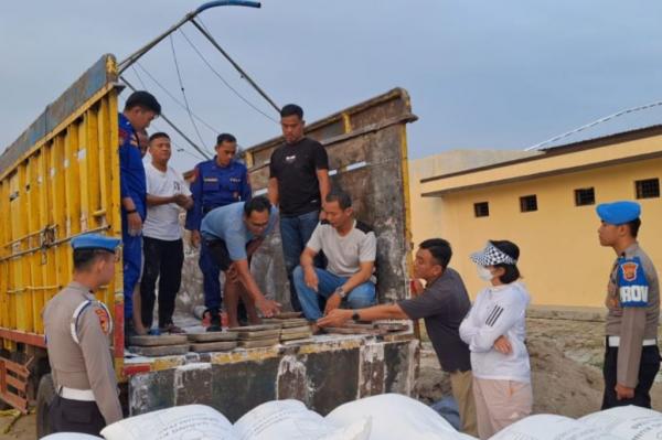 Polisi Gagalkan Penyelundupan 15 Balok Timah di Bangka Barat, 2 Orang Ditangkap