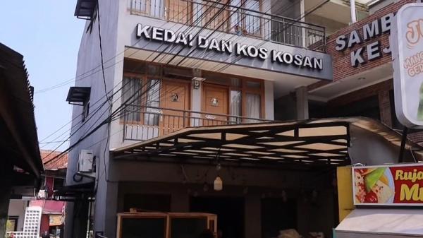 Unik! Bukan Kos Biasa, Kamar di Bandung Ini Dihuni 22 Ekor Ayam