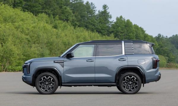 Mitsubishi Pajero Abu 2