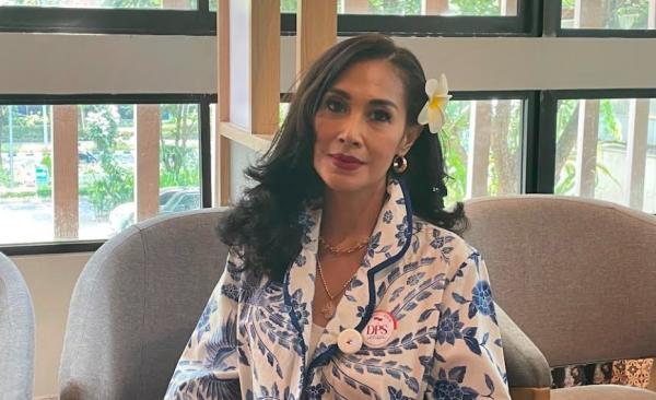 Diah Permatasari Ngaku Mata-matai Anak di Amerika Serikat Lewat Snapchat