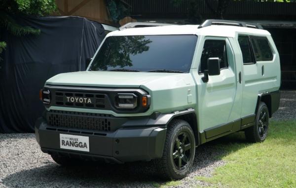 Hilux Rangga VAN