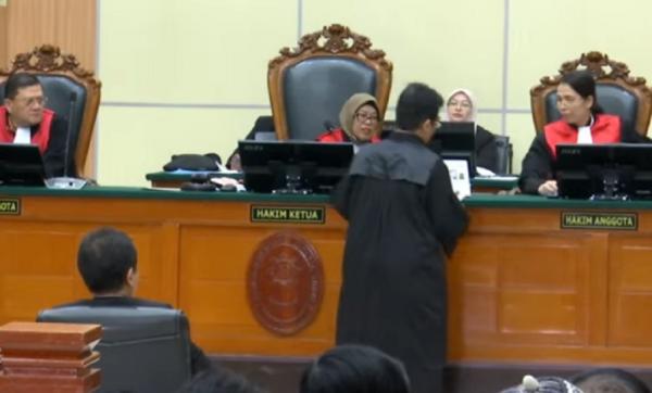 Roy Suryo Jalani Sidang Perdana Kasus Ijazah Jokowi, Pastikan dalam Kondisi Sehat