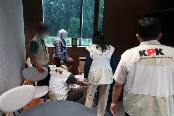 KPK Lanjutkan Penggeledahan Kasus Suap HGB Bogor, Sasar Rumah Anak Buah Nusron Wahid